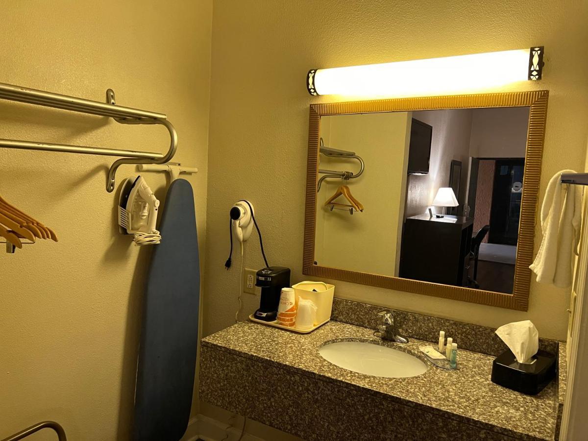 Quality Inn Maysville Buitenkant foto