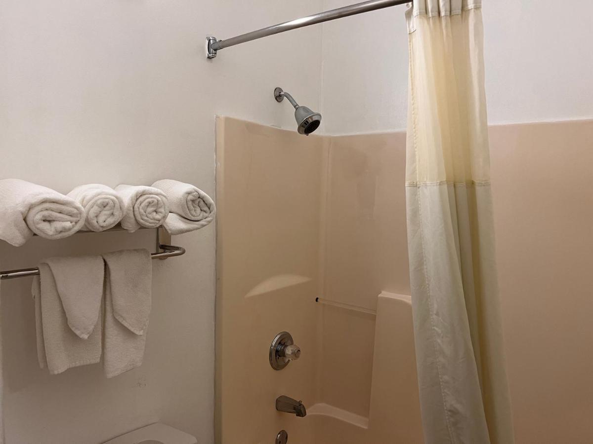 Quality Inn Maysville Buitenkant foto