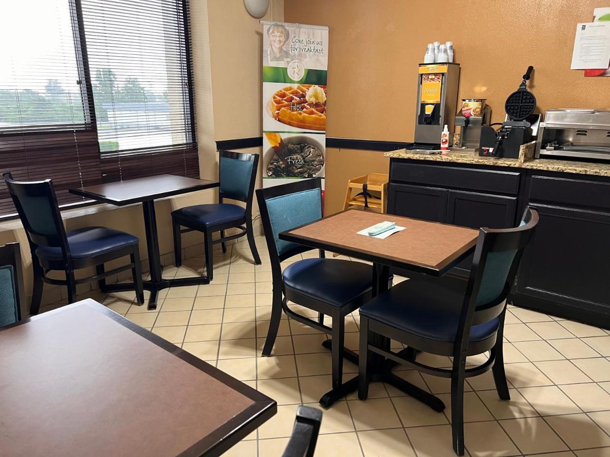 Quality Inn Maysville Buitenkant foto